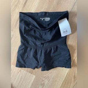 NWT black Blanqi maternity support boy shorts size L